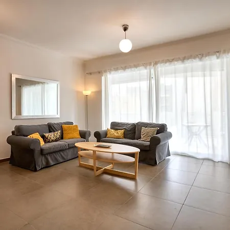 Apartman Fortcambridge 2br, Pool, Terrace