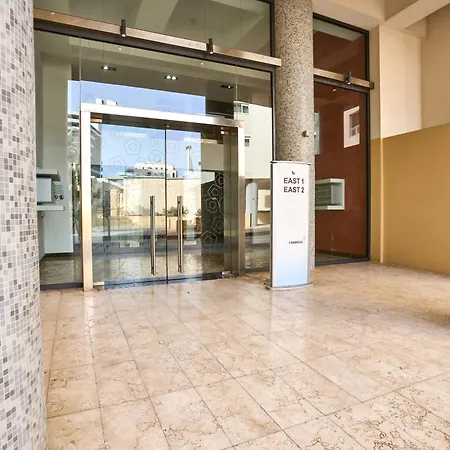 Fortcambridge 2br, Pool, Terrace Apartman Sliema