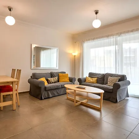 Fortcambridge 2br, Pool, Terrace Apartment *