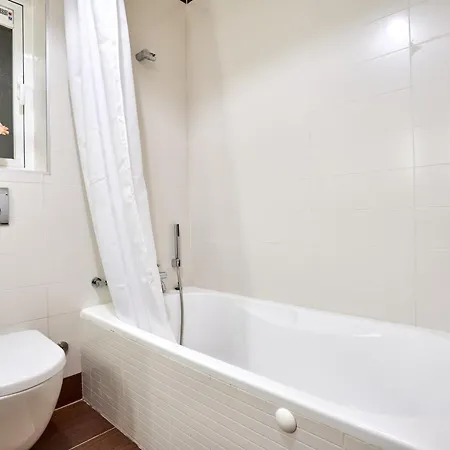 Fortcambridge 2br, Pool, Terrace Apartman