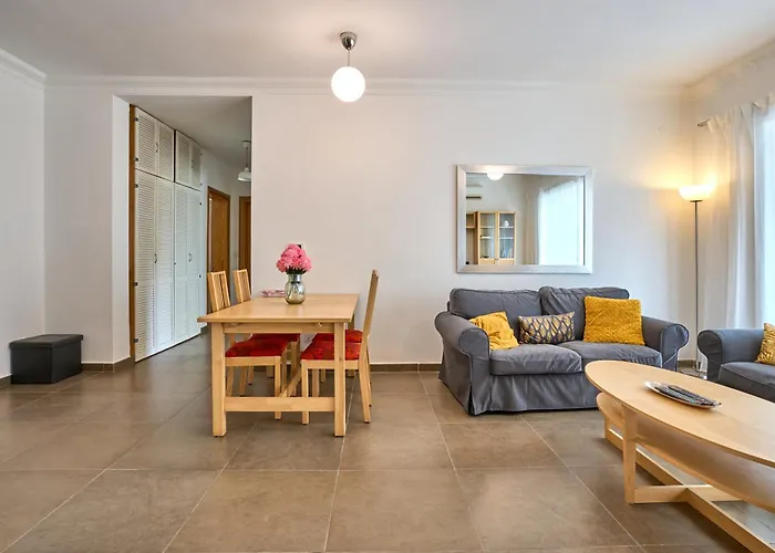 Fortcambridge 2br, Pool, Terrace