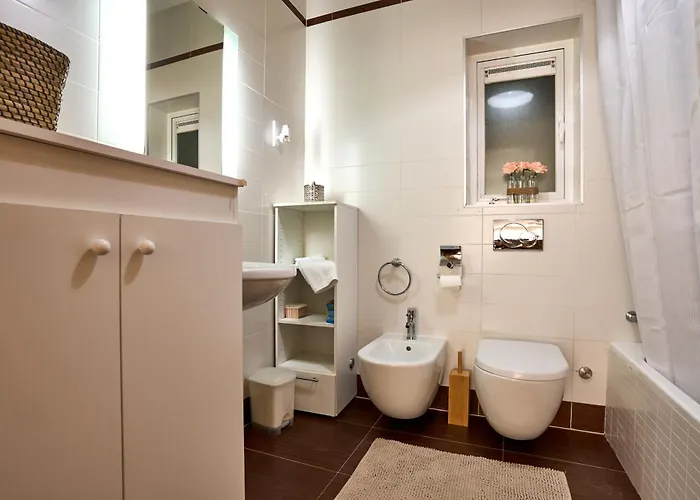 Fortcambridge 2br, Pool, Terrace * Sliema